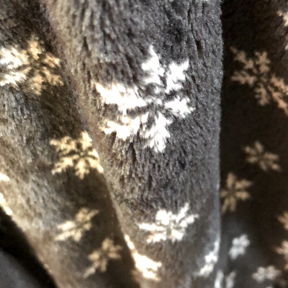 Women’s Poly Two Piece PJ Set - Picture 3 of 4